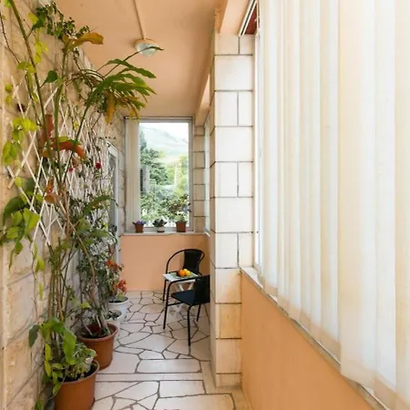Yellow - Double With Balcony